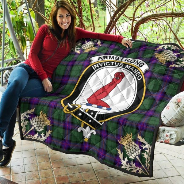 Armstrong Modern Tartan Crest Premium Quilt - Gold Thistle Style Supply - Image 5