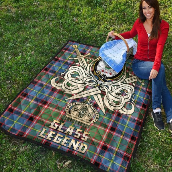 Glass Tartan Crest Legend Gold Royal Premium Quilt For Sale - Image 4